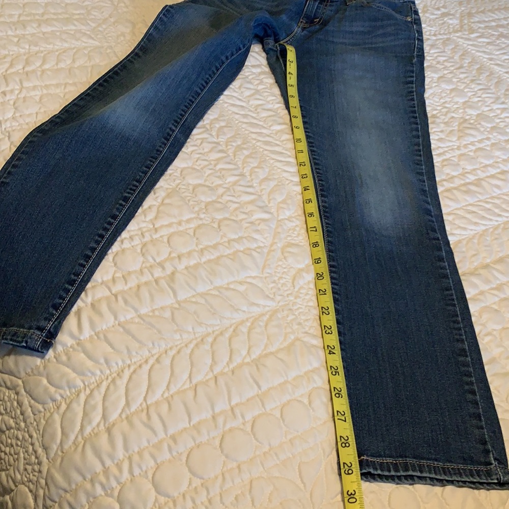 Classic Levi’s - Picture 7 of 7